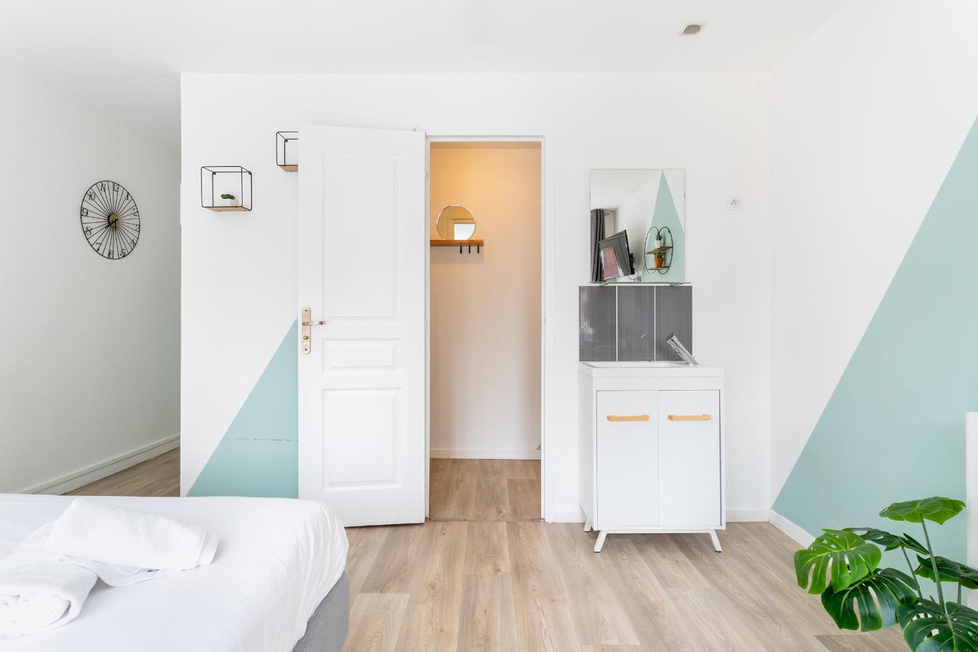 S&K Suite Grande Rue Roubaix - Chambre Spacieuse Et Sdb Privee - Netflix Et Cuisine Esterno foto