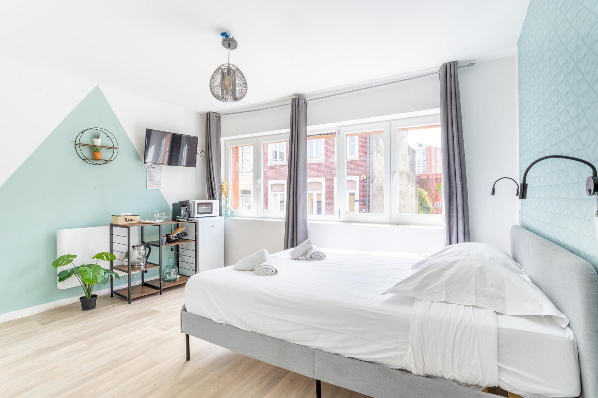 S&K Suite Grande Rue Roubaix - Chambre Spacieuse Et Sdb Privee - Netflix Et Cuisine Esterno foto