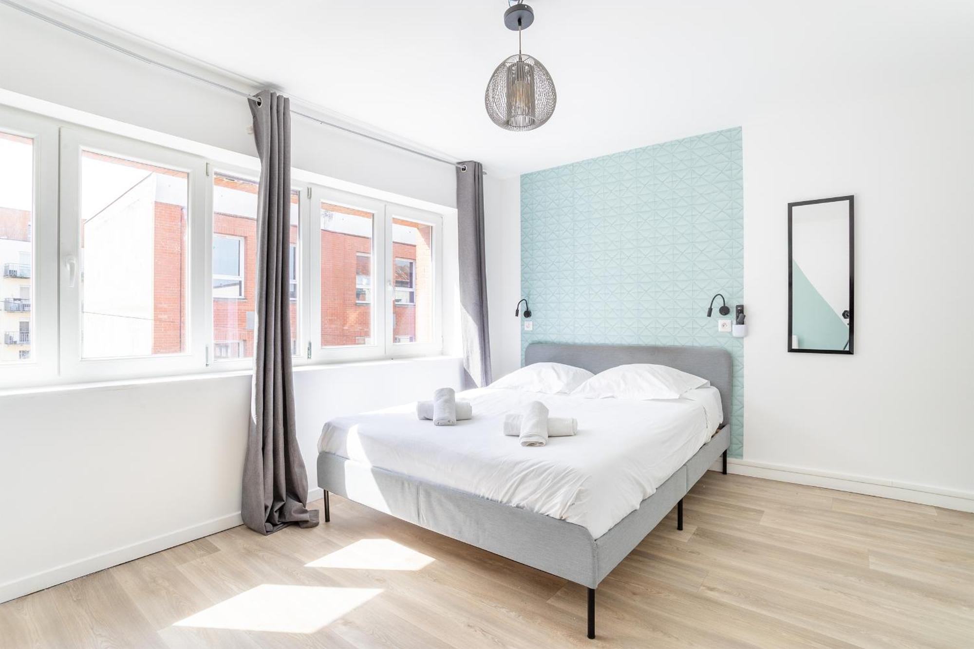 S&K Suite Grande Rue Roubaix - Chambre Spacieuse Et Sdb Privee - Netflix Et Cuisine Esterno foto