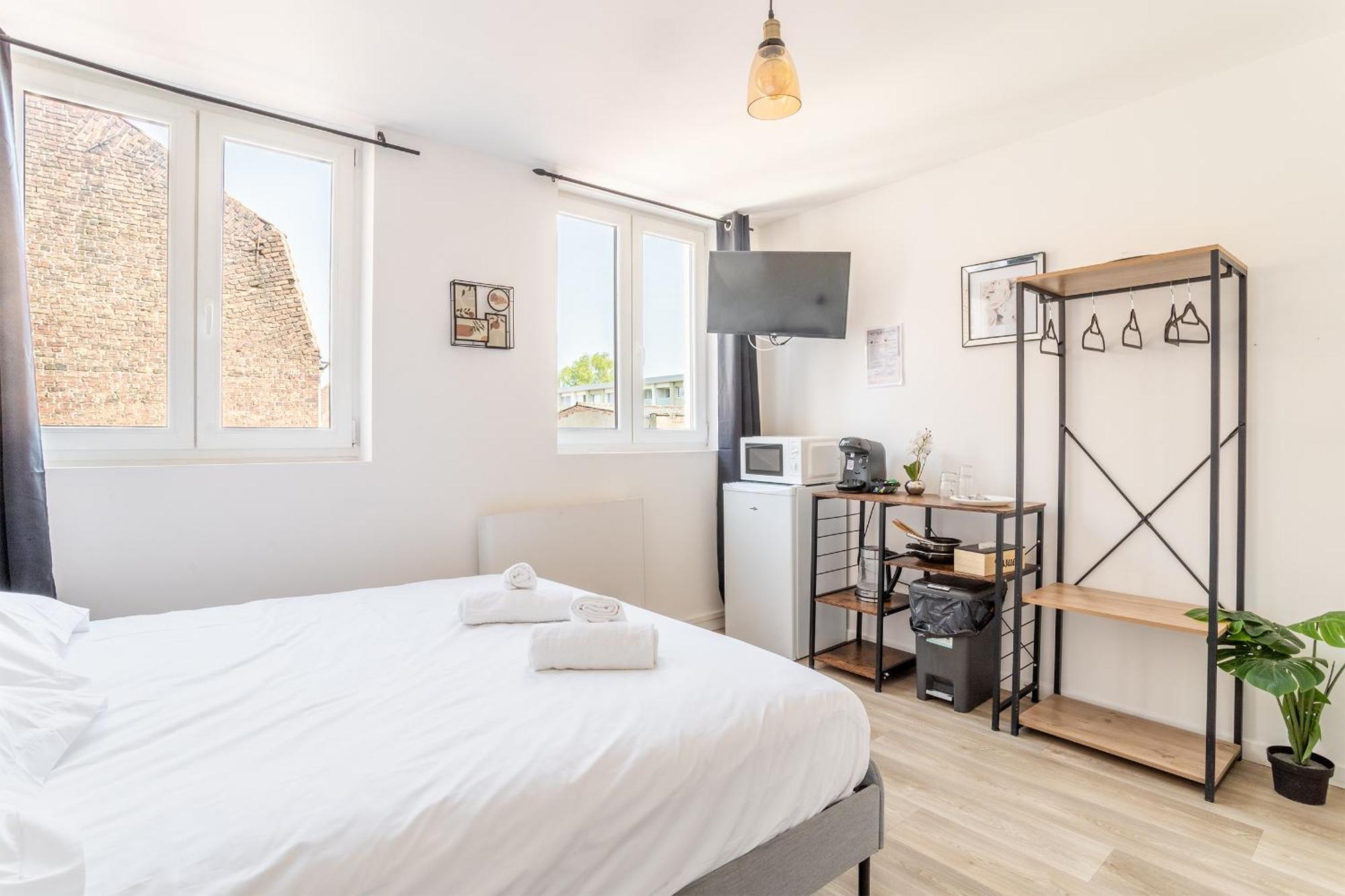 S&K Suite Grande Rue Roubaix - Chambre Spacieuse Et Sdb Privee - Netflix Et Cuisine Esterno foto